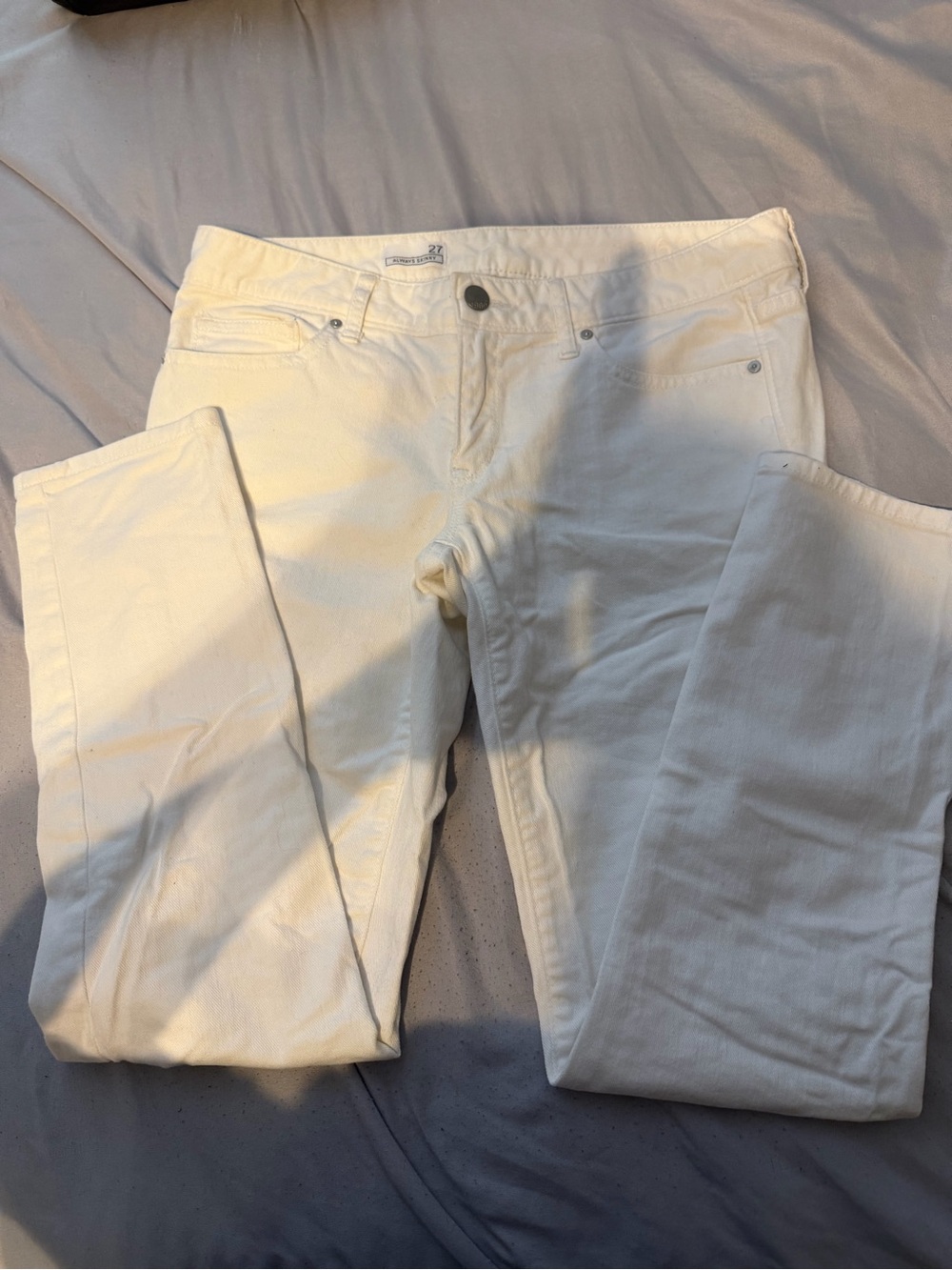 GAP Women's Skinny Jeans in White